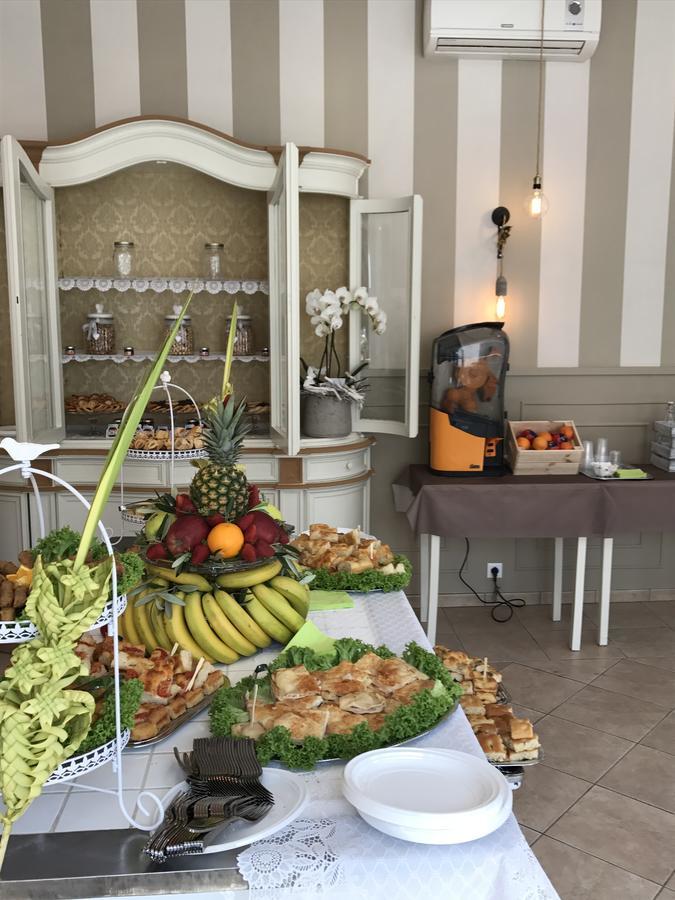 Hotel Raphael ボルディゲーラ エクステリア 写真