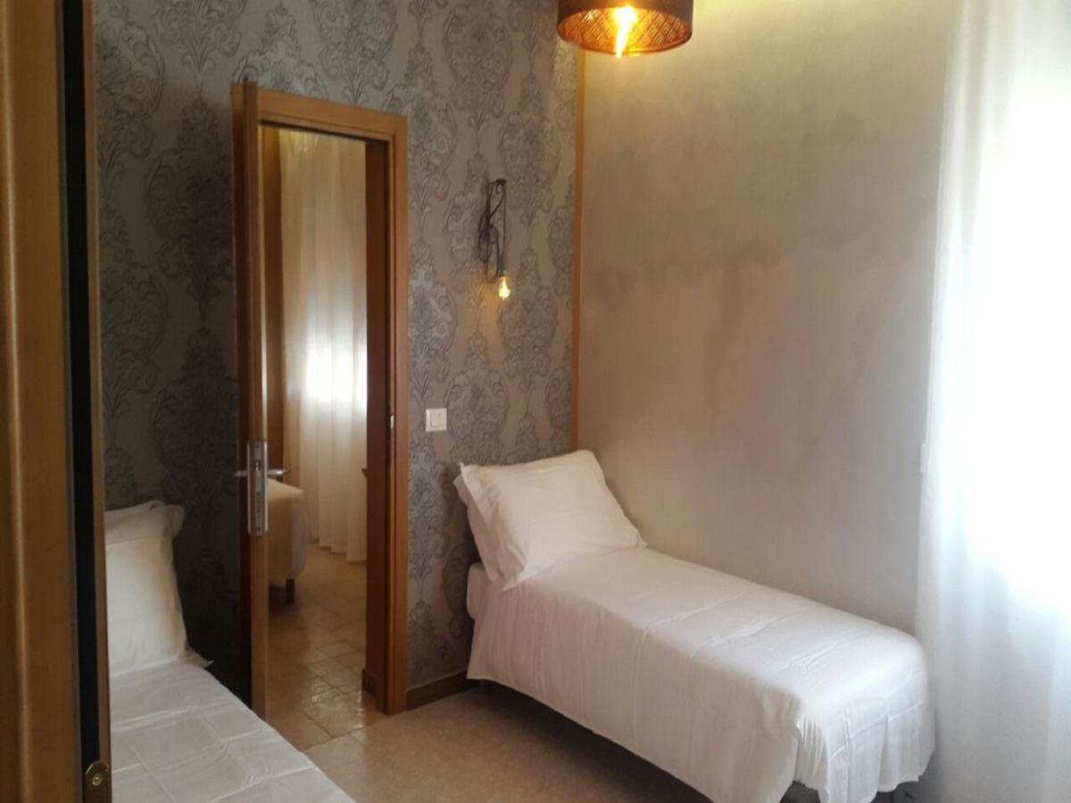 Hotel Raphael ボルディゲーラ エクステリア 写真
